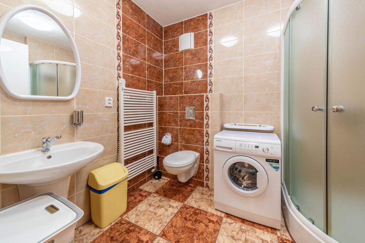 Apartman Blizko Centra Prahy プラハ エクステリア 写真
